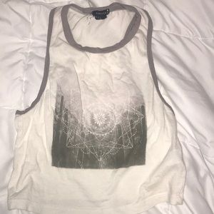 Forever 21 Tops - Cute graphic cropped tank Forever 21 Tops - Cute graphic cropped tank